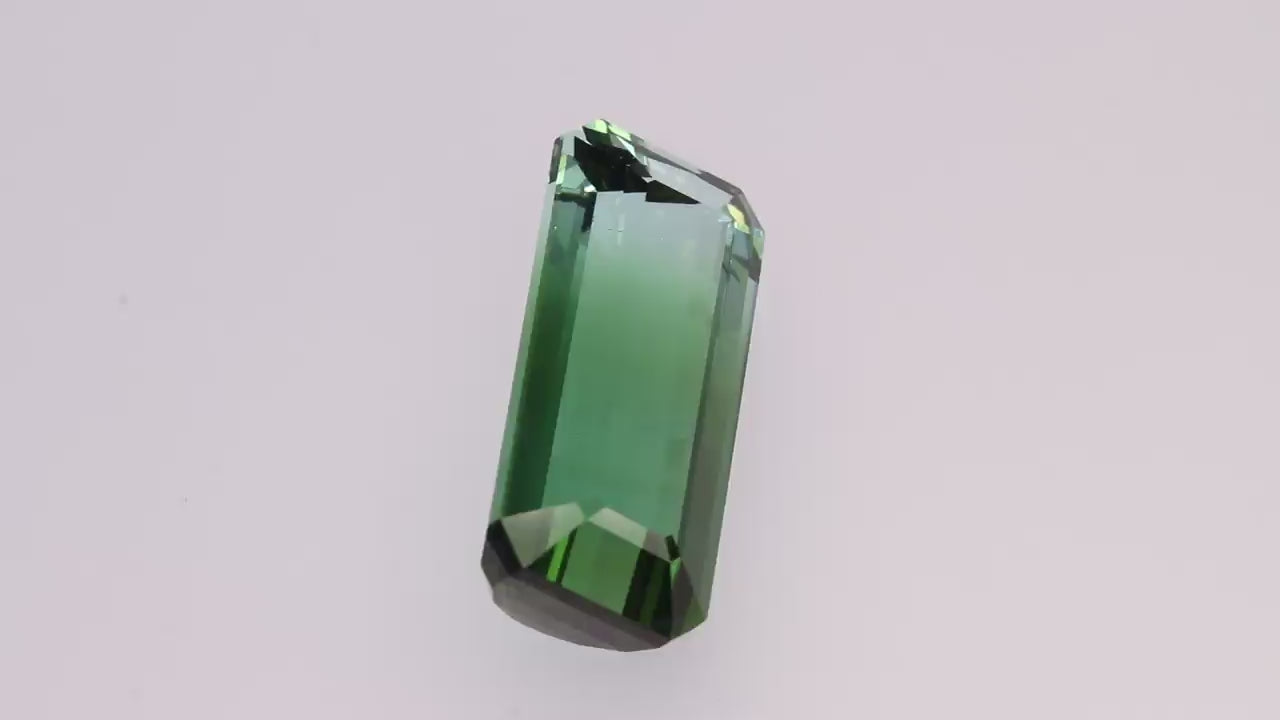 Bi Colour Tourmaline 33.12 ct